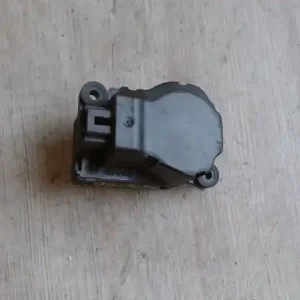 Újdonság ALFA ROMEO 156 97-03 Fűtésszabályzó zsalu állító motor bontott alkatrész