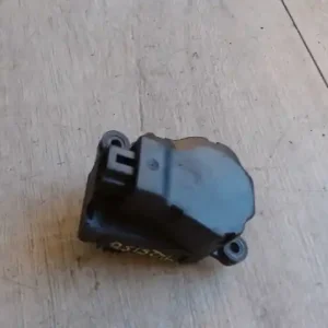 Legkelendőbb ALFA ROMEO 156 97-03 Fűtésszabályzó zsalu állító motor bontott alkatrész