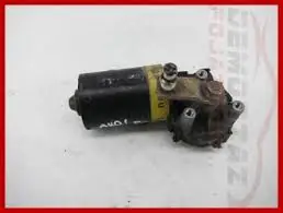 Olcsó AUDI 80 91-94 Ablaktörlő motor első bontott alkatrész