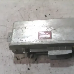 Vedd meg most AUDI 80 91-94 Abs vezérlő elektronika bontott alkatrész