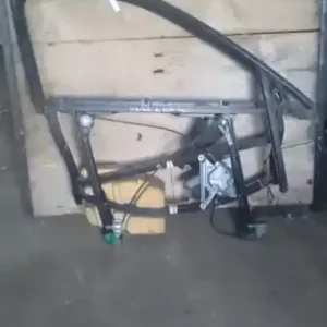 Olcsó AUDI A4 94-98 Jobb első ablakemelő szerkezet elektromosajtóbetéten bontott alkatrész