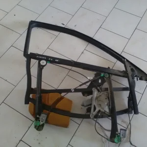 AUDI A4 94-98 Jobb első ablakemelő szerkezet elektromos 4 ajtós bontott alkatrész Ajánlat