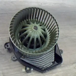 AUDI A4 98-01 Fűtőmotorbontott alkatrész Akciós ár