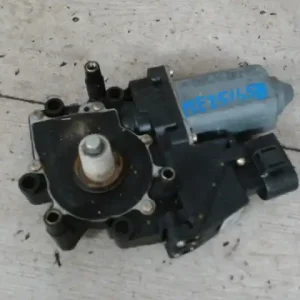 AUDI A4 94-98 Bal első ablakemelő motor bontott alkatrész Olcsóbb