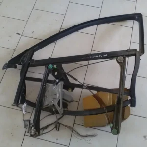 Expressz kézbesítés AUDI A4 94-98 Bal első ablakemelő szerkezet elektromos 4 ajtós bontott alkatrész