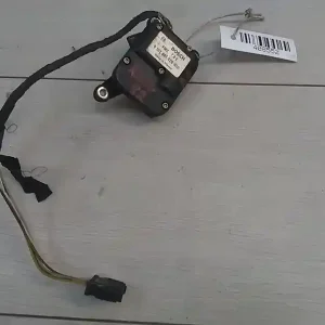 AUDI A4 94-98 Fűtésszabályzó zsalu állító motor bontott alkatrész Expressz szállítás