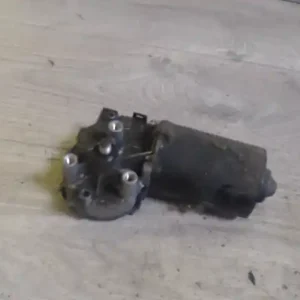 Gyors szállítás AUDI A6 97-04 Ablaktörlő motor első bontott alkatrész