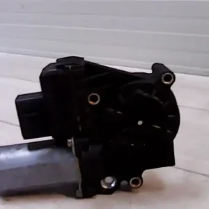 Csak ma AUDI A4 98-01 Jobb hátsó ablakemelő motor bontott alkatrész