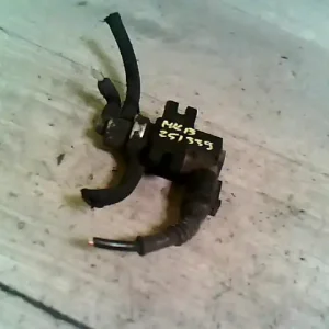 Expressz szállítás AUDI A4 98-01 Vákuum szelep bontott alkatrész