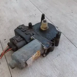 Biztonságos vásárlás AUDI A6 97-04 Bal első ablakemelő motor bontott alkatrész