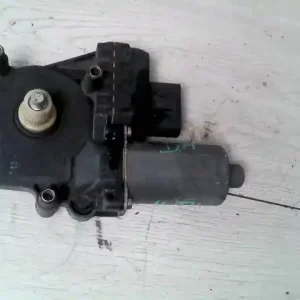Akció AUDI A6 97-04 Bal hátsó ablakemelő motor bontott alkatrész