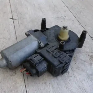 Legnépszerűbb AUDI A6 97-04 Jobb első ablakemelő motor bontott alkatrész