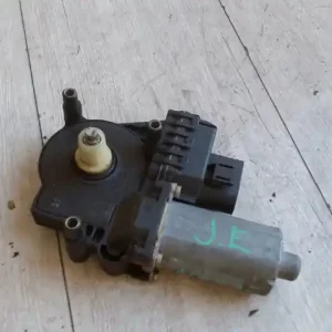 Nézd meg most AUDI A6 97-04 Jobb első ablakemelő motor bontott alkatrész