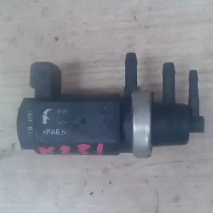 Azonnal elérhető AUDI A6 97-04 Vákuum szelep 2.5tdi bontott alkatrész