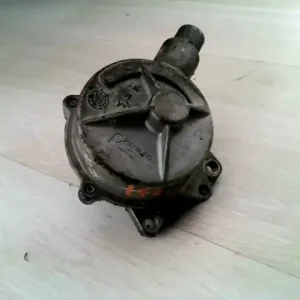 Vedd meg most AUDI A6 97-04 Vákuumpumpa 2.5tdi bontott alkatrész