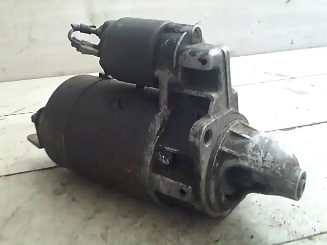 BMW E12 1972-1981 önindító. benzines 2.5bbontott alkatrész Legkelendőbb