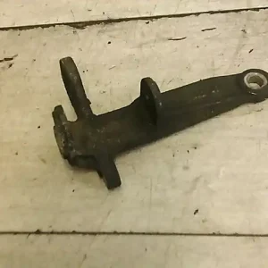 Olcsóbb BMW E30 81-94 Generátor tartó bak 1.8ibontott alkatrész