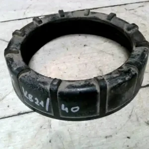 Azonnali szállítás BMW E36 89-00 üzemanyag szivattyú befogató műanyag anya 1.6i bontott alkatrész