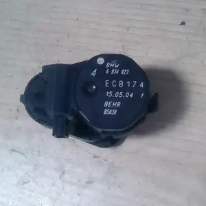 BMW E46 98-05 Fűtés állító motor bontott alkatrész Árengedmény
