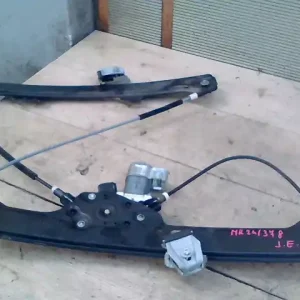 Különleges ajánlat BMW E61 2003.07.01-2010.10.01 Jobb első ablakemelő szerkezet elektromos kombi bontott alkatrész