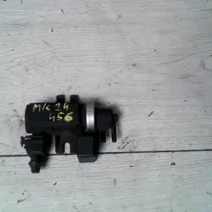 BMW E65 02.09.01-08.09.30 Vákuum szelep bontott alkatrész Olcsó