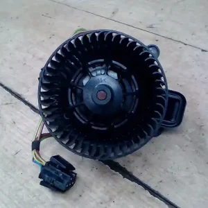 Gyors szállítás BMW X5 (E53) 2000.05.01-2006.12.31 Fűtőmotor bontott alkatrész