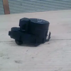 BMW E65 02.09.01-08.09.30 Fűtés állító motor bontott alkatrész Szuper akció