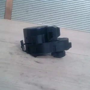 BMW E65 02.09.01-08.09.30 Fűtés állító motor bontott alkatrész Legjobb ár