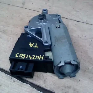 Ne maradj le BMW X5 (E53) 2000.05.01-2006.12.31 Tetőablak motor bontott alkatrész