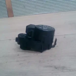 Expressz kézbesítés BMW E65 02.09.01-08.09.30 Fűtés állító motor bontott alkatrész