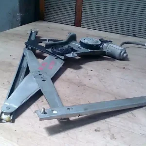 Nézd meg most CHEVROLET AVEO T250/255 06.01-11.12 Jobb első ablakemelő szerkezet elektromos 4 ajtós bontott alkatrész