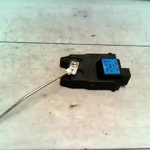 Szezonális akció CHEVROLET NUBIRA 03-10 Csomagtérajtó központi zár motor bontott alkatrész