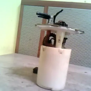 Ingyenes szállítás CHEVROLET LACETTI üzemanyag szivattyú 1.6 i bontott alkatrész