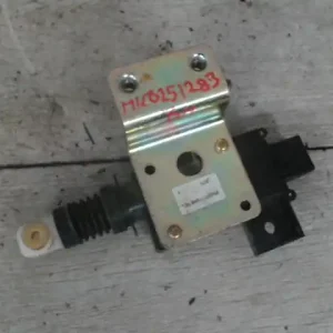 CHRYSLER PT CRUISER 99-06 Központizár motorbontott alkatrész Expressz kézbesítés