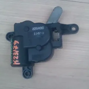 Gyors szállítás CHRYSLER VOYAGER 01.03-05.01 Fűtés állító motor bontott alkatrész