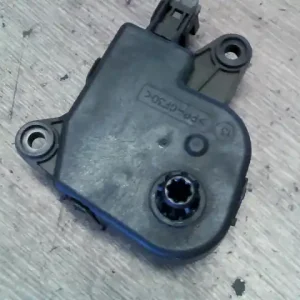 CHRYSLER VOYAGER 01.03-05.01 Fűtés állító motor bontott alkatrész Népszerű