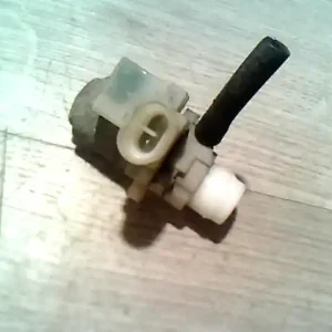 Outlet CHRYSLER VOYAGER 96-01 Ablakmosó motor első egyirányúbontott alkatrész