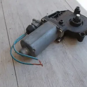 Vásárlói kedvenc CITROEN BERLINGO 96-02 Jobb első ablakemelő motor bontott alkatrész