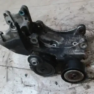 Ajánlat CITROEN C5 Generátor tartó bak bontott alkatrész