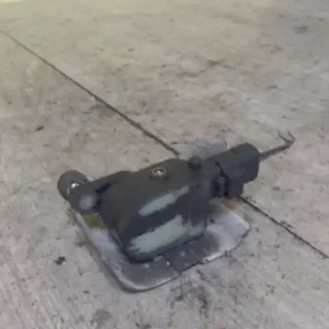 Gyors kiszállítás CITROEN C5 -04.09 Első xenon szintszabályzó futóművön 2.2 d bontott alkatrész