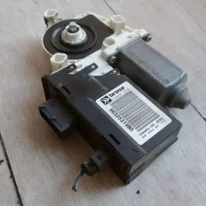 CITROEN C5 -04.09 Jobb első ablakemelő motor bontott alkatrész Kiárusítás