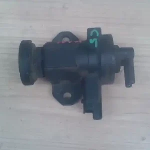 Árcsökkenés CITROEN C5 -04.09 Vákuum szelep 2.0hdi bontott alkatrész