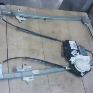 Árengedmény CITROEN C8 2002.05.01-2008.02.28 Bal első ablakemelő szerkezet elektromos bontott alkatrész