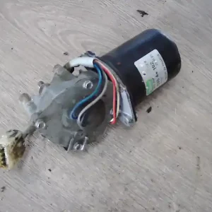 CITROEN SAXO -99 Ablaktörlő motor első bontott alkatrész Nézd meg most