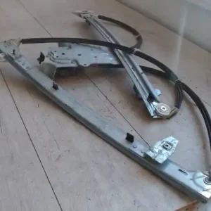 CITROEN XSARA PICASSO -04 Jobb első ablakemelő szerkezet elektromos 5 ajtós bontott alkatrész Nézd meg most