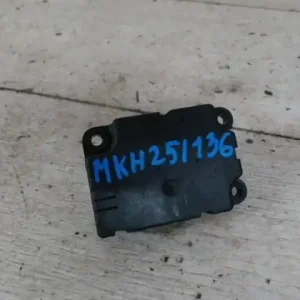 CITROEN XSARA PICASSO 04- Fűtés állító motor bontott alkatrész Prémium