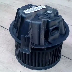 Árcsökkenés DACIA LOGAN MCV 04.11-0812 Fűtőmotor bontott alkatrész