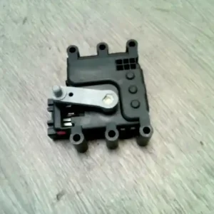 Végkiárusítás DAEWOO 6 02-05 Fűtésszabályzó zsalu állító motor bontott alkatrész