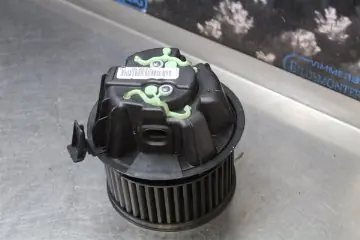 Olcsó DACIA DUSTER Fűtőmotor bontott alkatrész