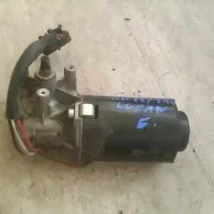 Olcsó DACIA LOGAN 04.11-08.06 Ablaktörlő motor első bontott alkatrész